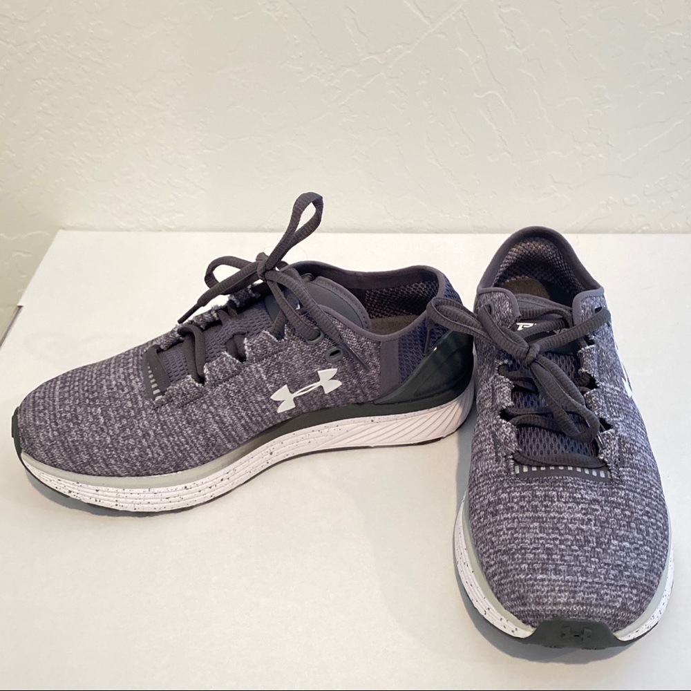NWOT Under Armour Charged Bandit 3